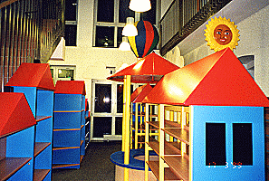 Mbel fr Kinderbibliothek